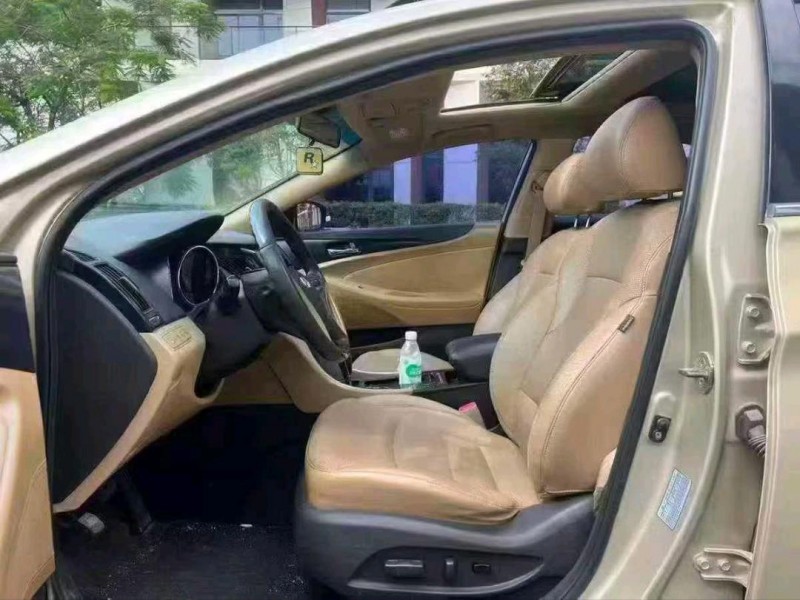 广州12年现代索纳塔9