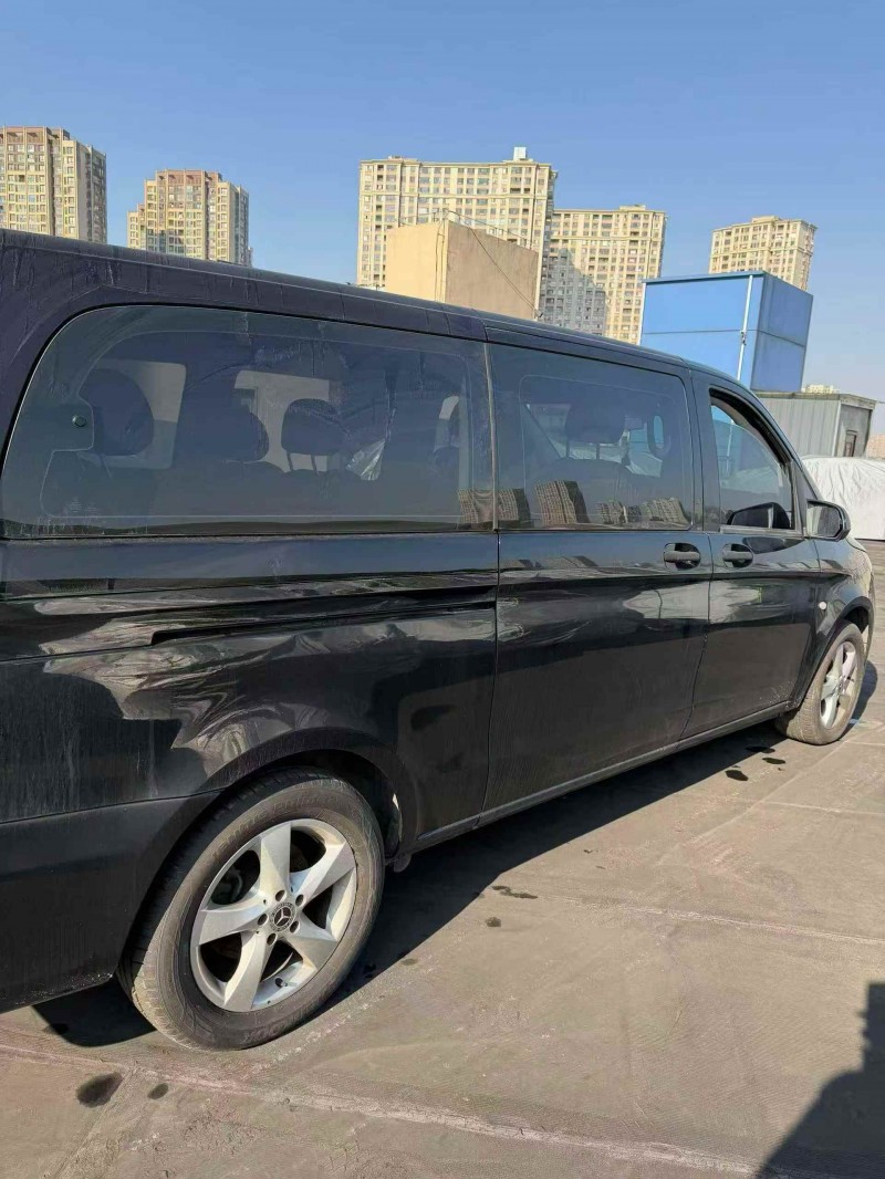 淄博20年奔驰威霆8