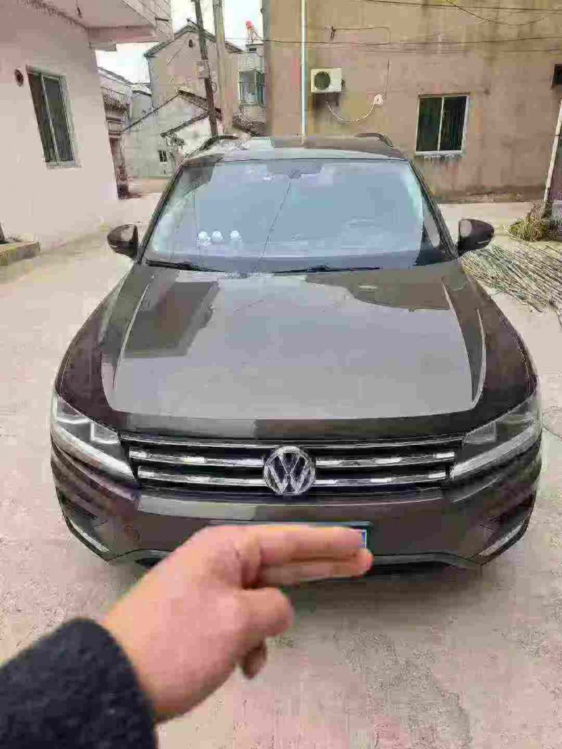 淮安18年大众途观1