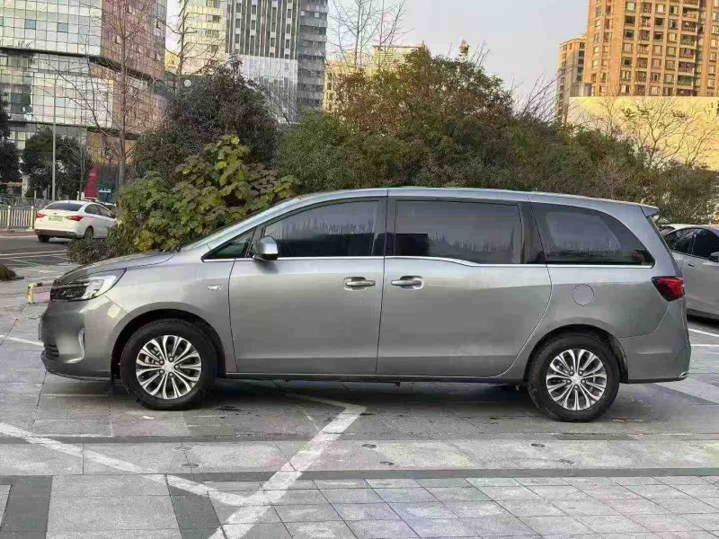 衢州22年别克GL83