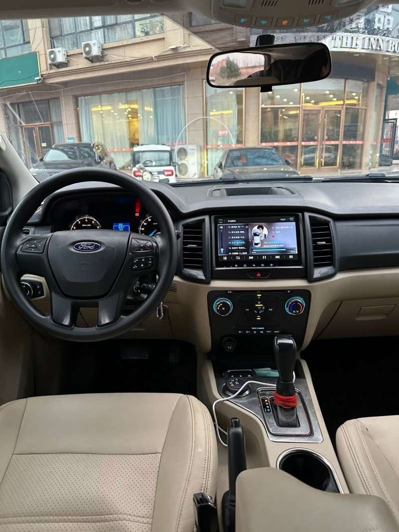 石家庄17年福特撼路者8