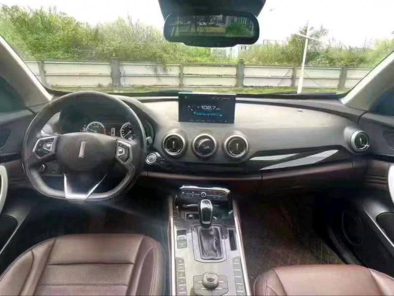 广州18年长城汽车WEY8