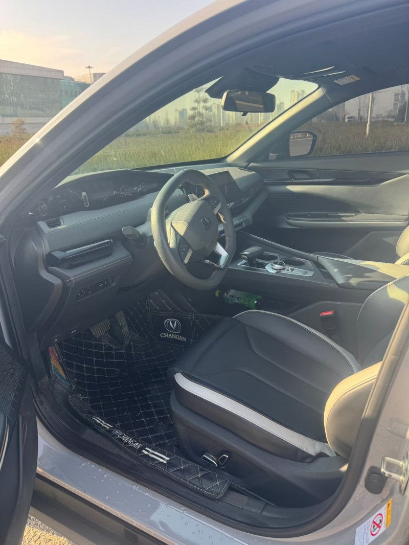 石家庄23年长安汽车UNI9