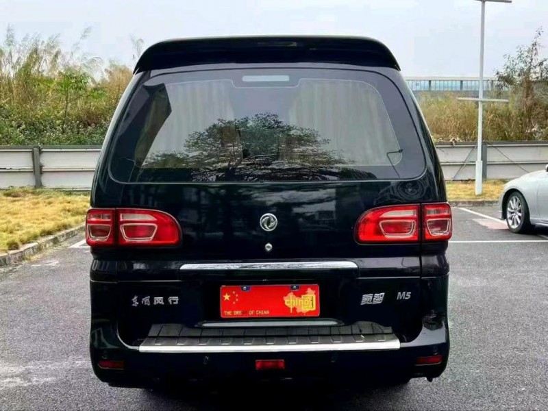 广州20年东风菱智4