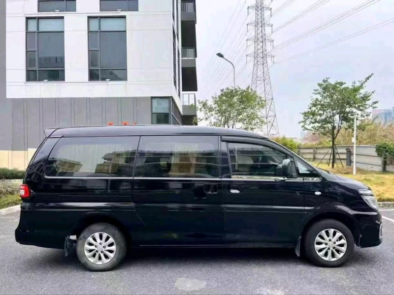 广州20年东风菱智5