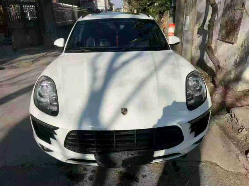 衢州15年保时捷Macan1