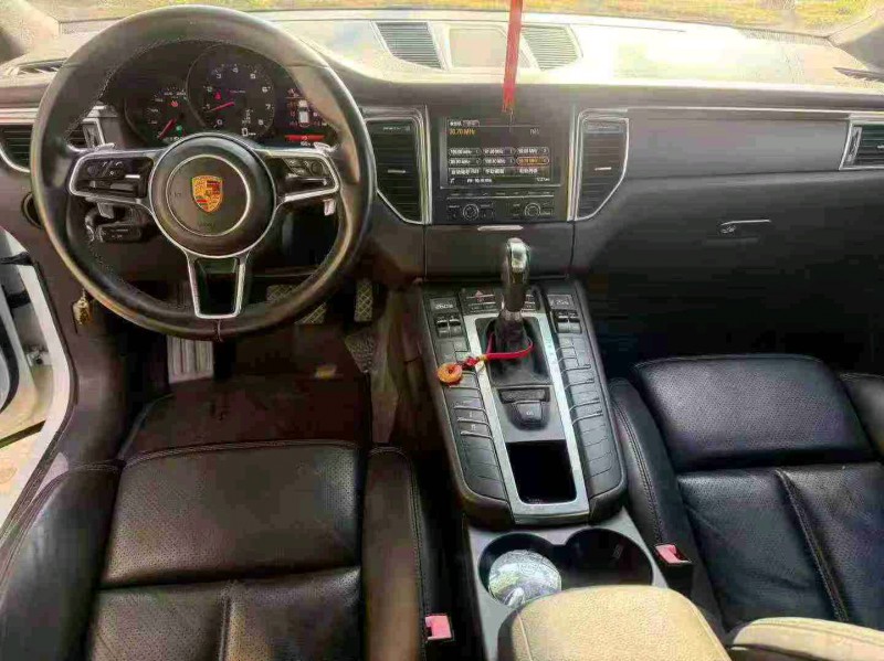 衢州15年保时捷Macan4
