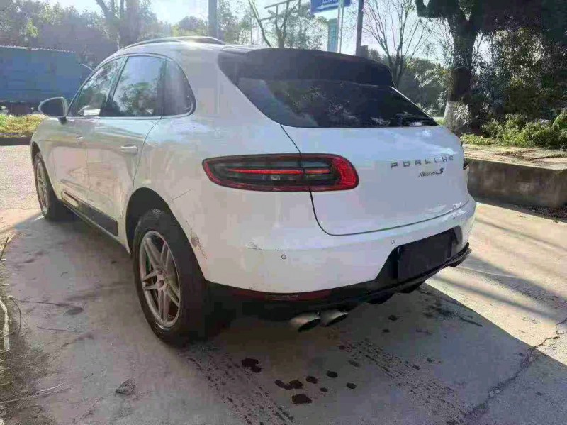 衢州15年保时捷Macan8