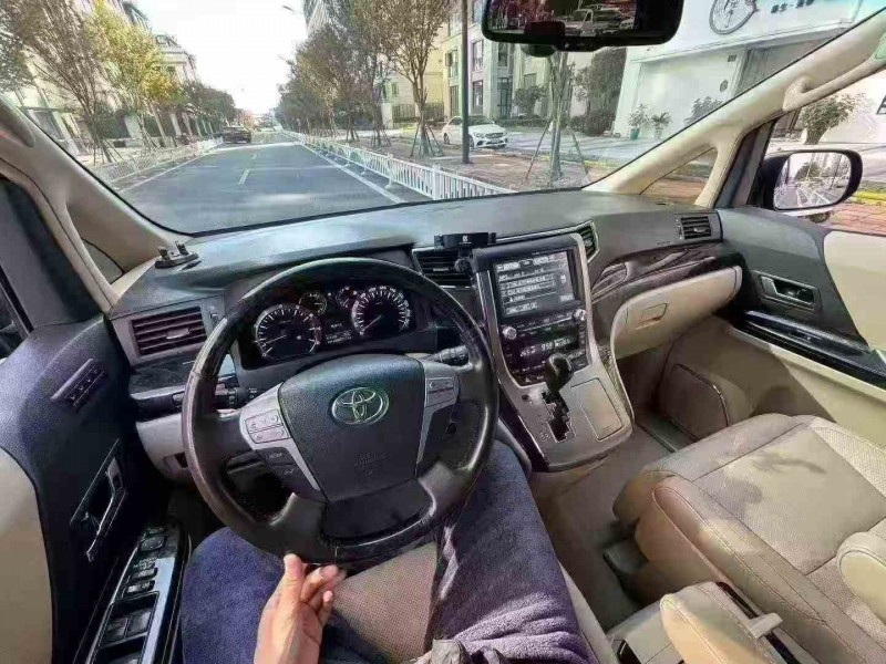 衢州14年丰田埃尔法4