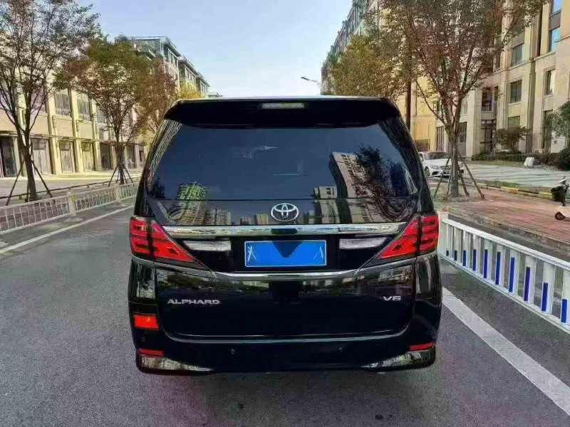 衢州14年丰田埃尔法9