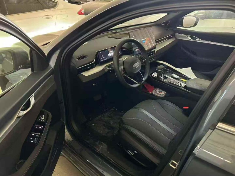 广州25年吉利星瑞4