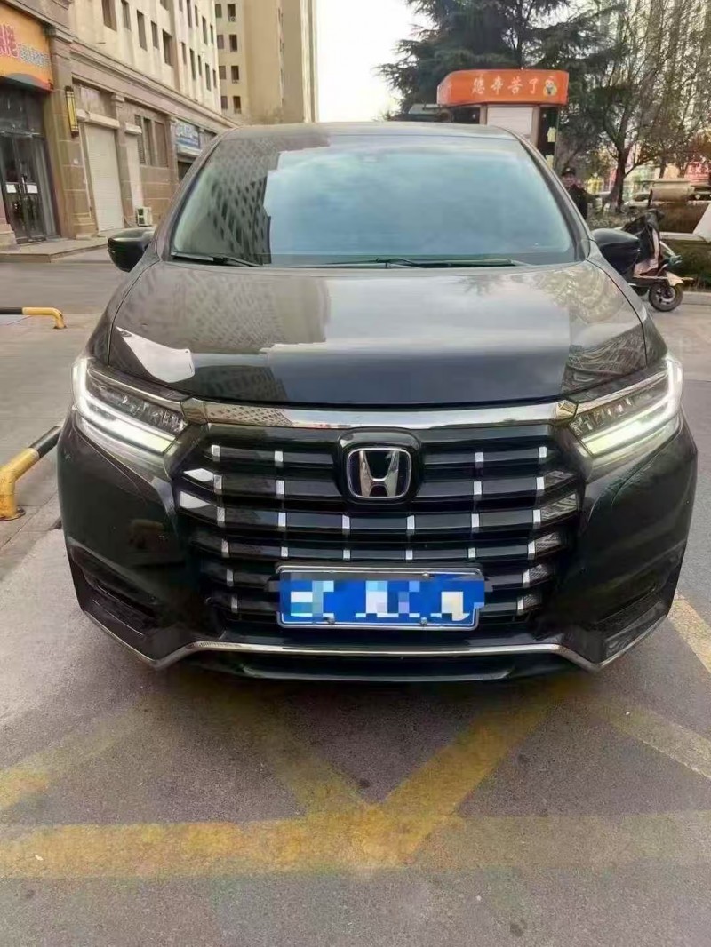 济宁23年本田艾力绅1