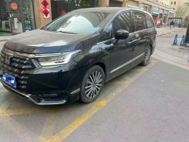 济宁23年本田艾力绅2