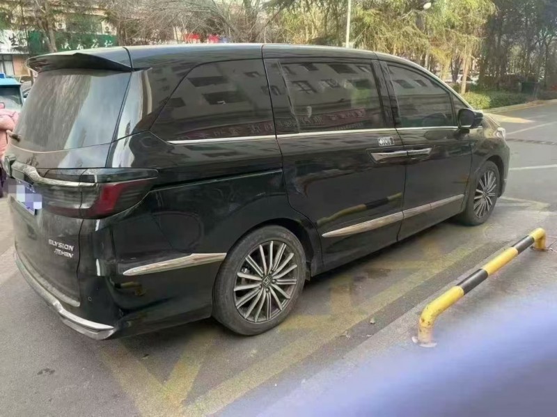 济宁23年本田艾力绅7