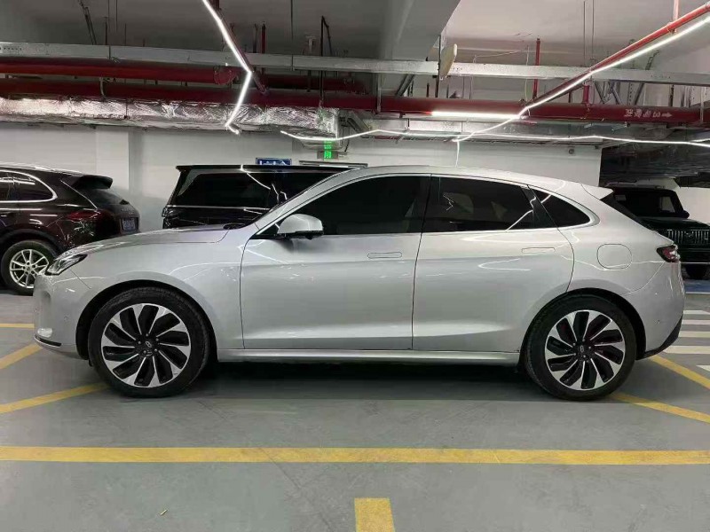 广州22年华为智选问界6