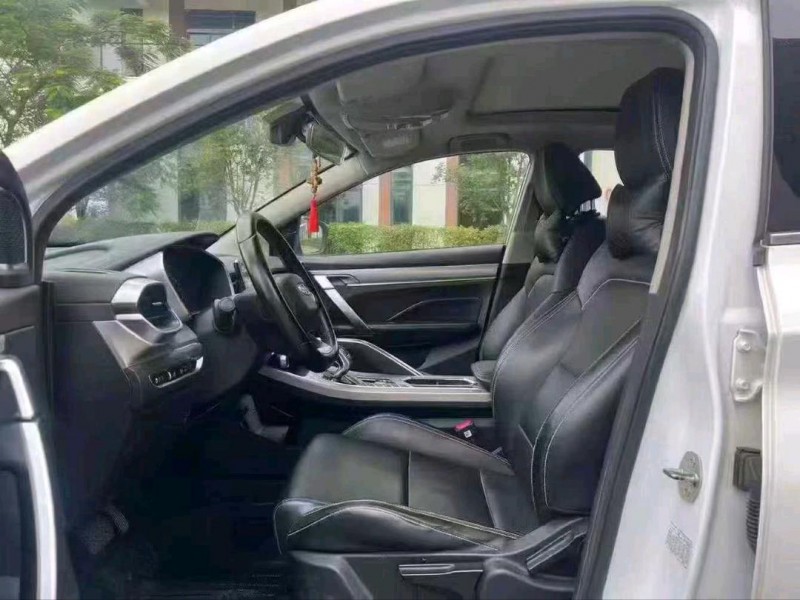 广州19年吉利缤越7