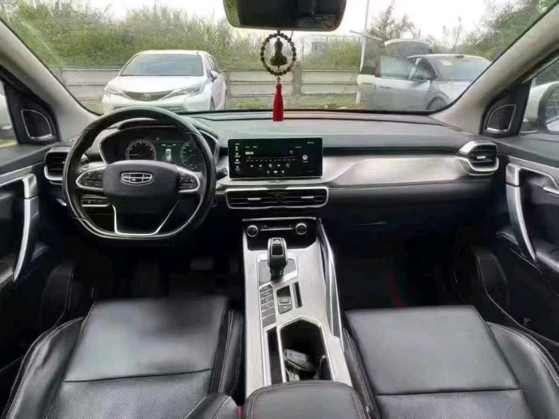 广州19年吉利缤越9