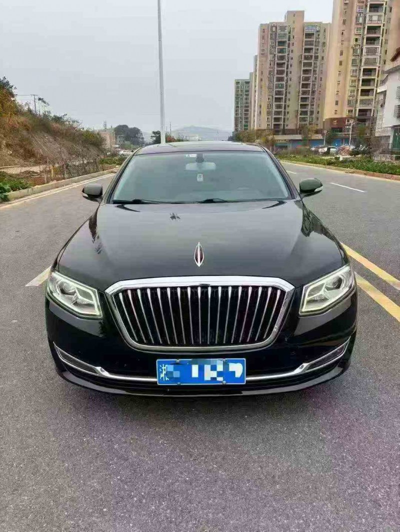 张家界19年红旗H71