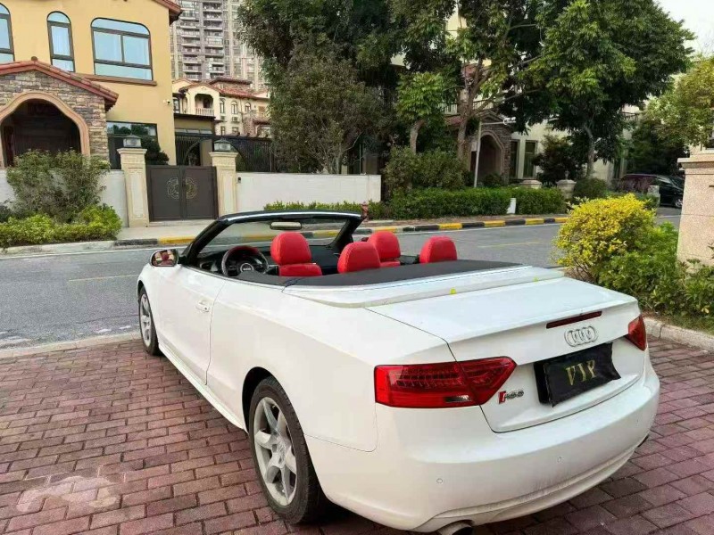 广州13年奥迪A58