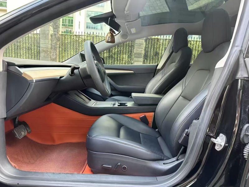 深圳23年特斯拉MODEL 37