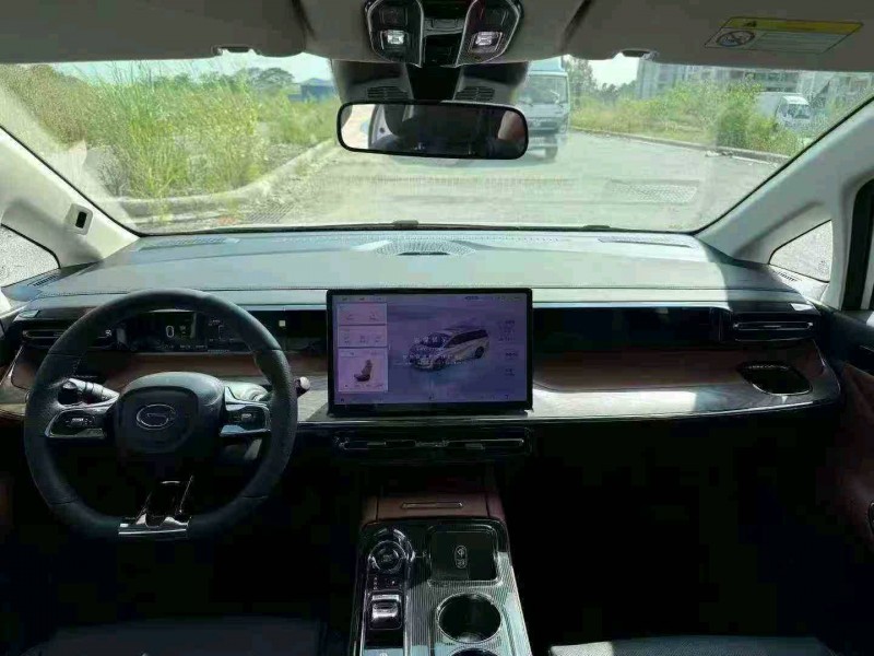 贵港25年传祺E84