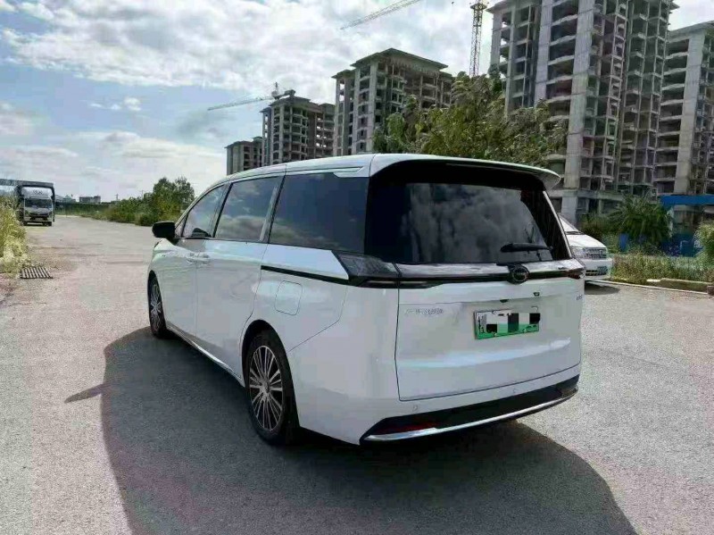 贵港25年传祺E88