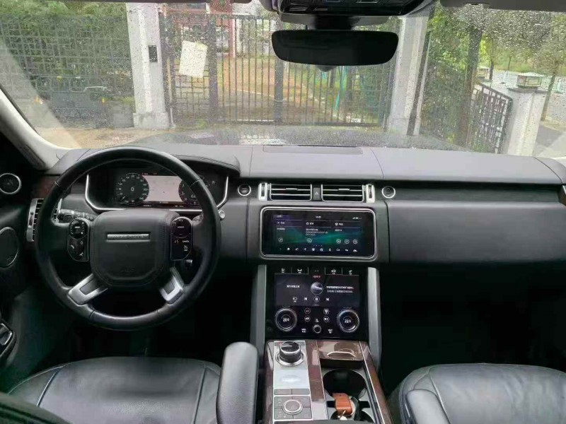 广州22年路虎揽胜行政5