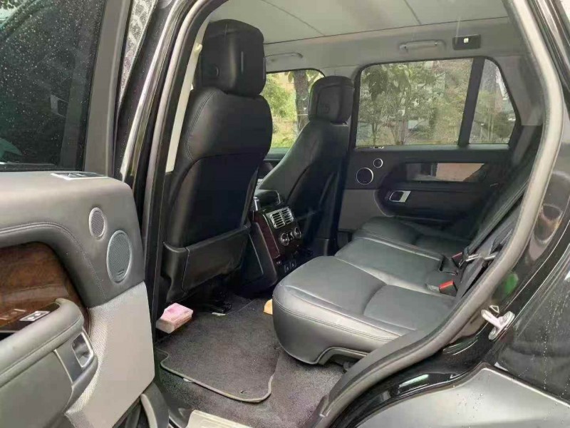 广州22年路虎揽胜行政6