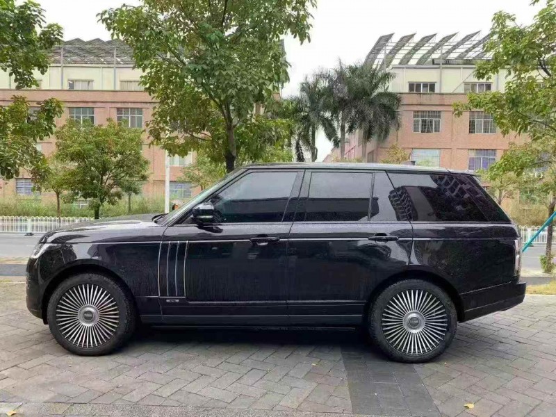 广州22年路虎揽胜行政8