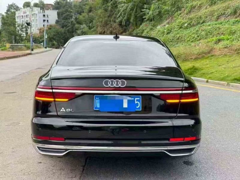 南平21年奥迪A8L9