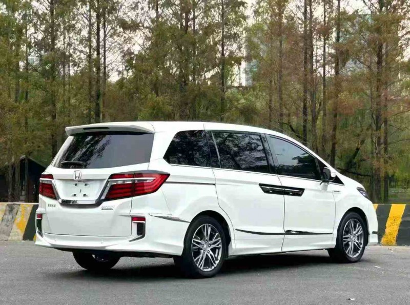 龙岩21年本田艾力绅7