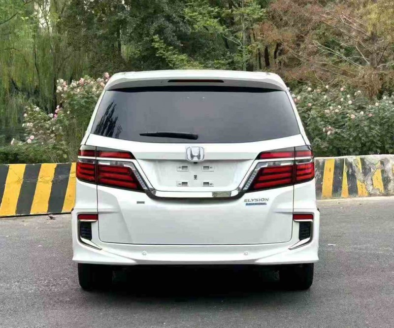 龙岩21年本田艾力绅8