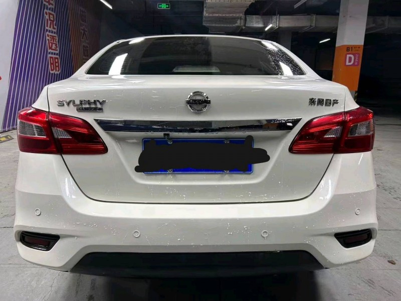 成都21年日产轩逸2