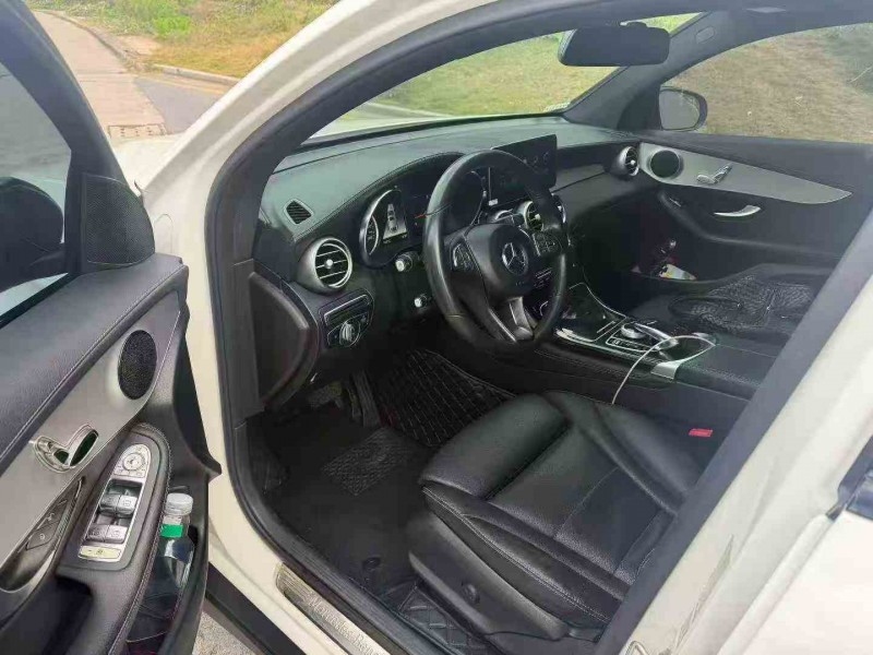 南平18年奔驰GLC4