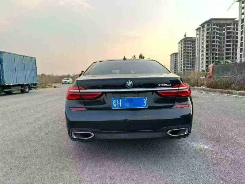 钦州19年宝马7系9