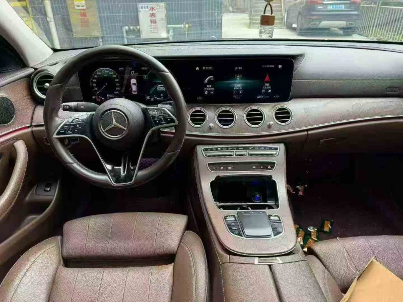 张家界22年奔驰E6