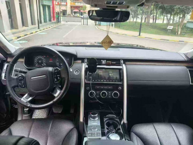 临沧21年路虎发现7