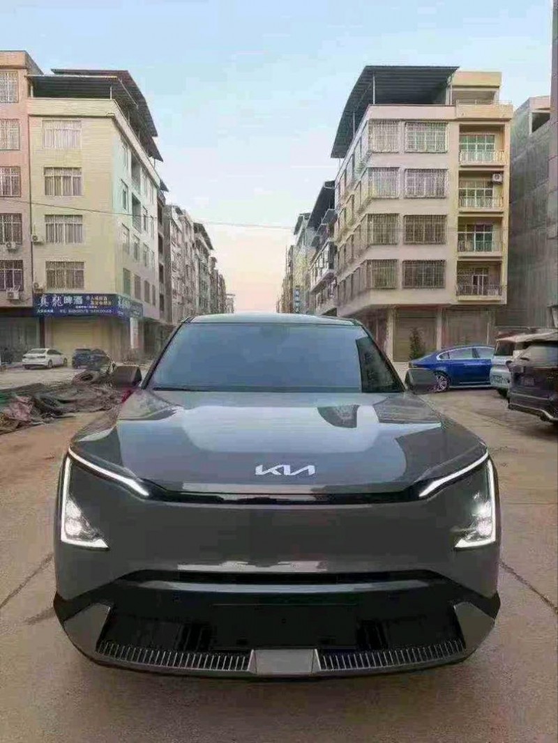 北海25年起亚EV51