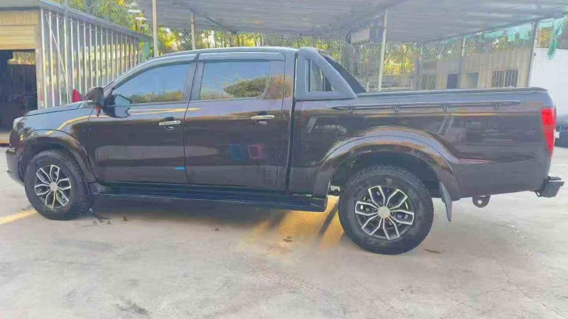 临沧23年江铃域虎8