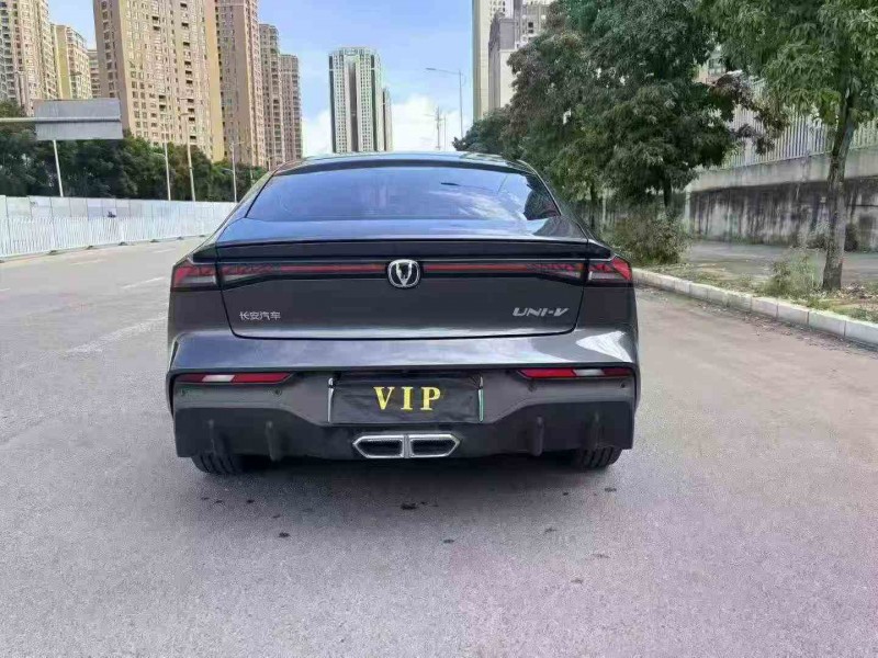 玉溪25年长安汽车UNI7