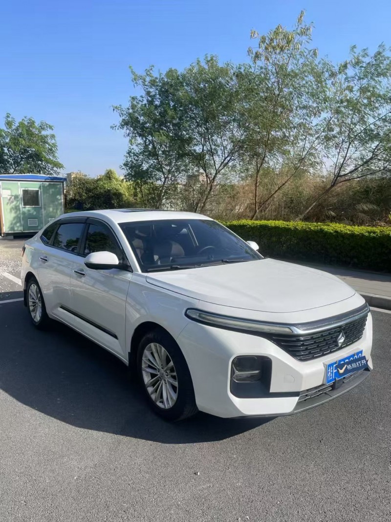 东莞20年宝骏RC53