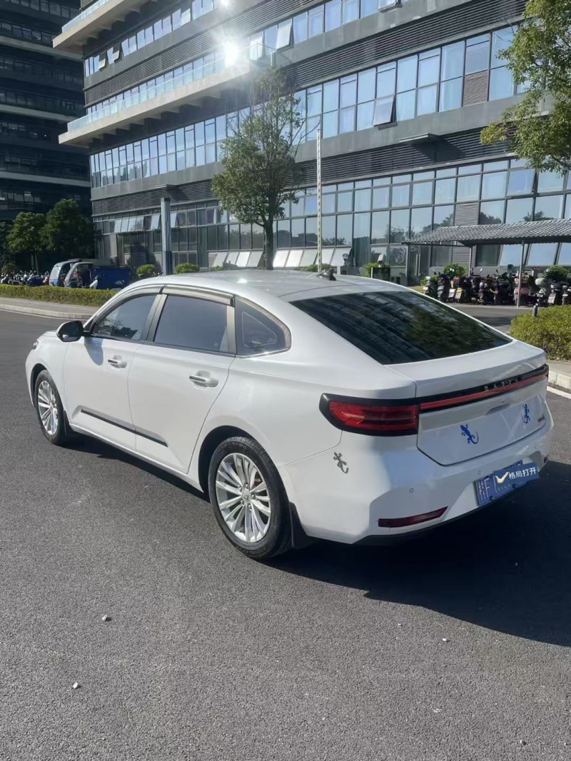 东莞20年宝骏RC57