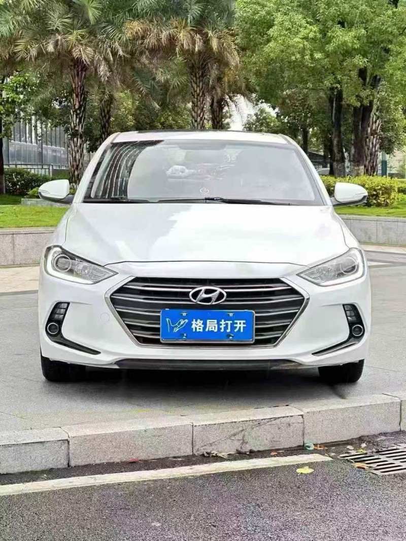 东莞17年现代领动1