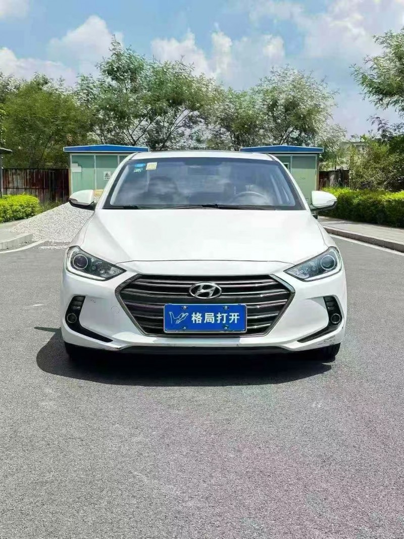 东莞19年现代领动1