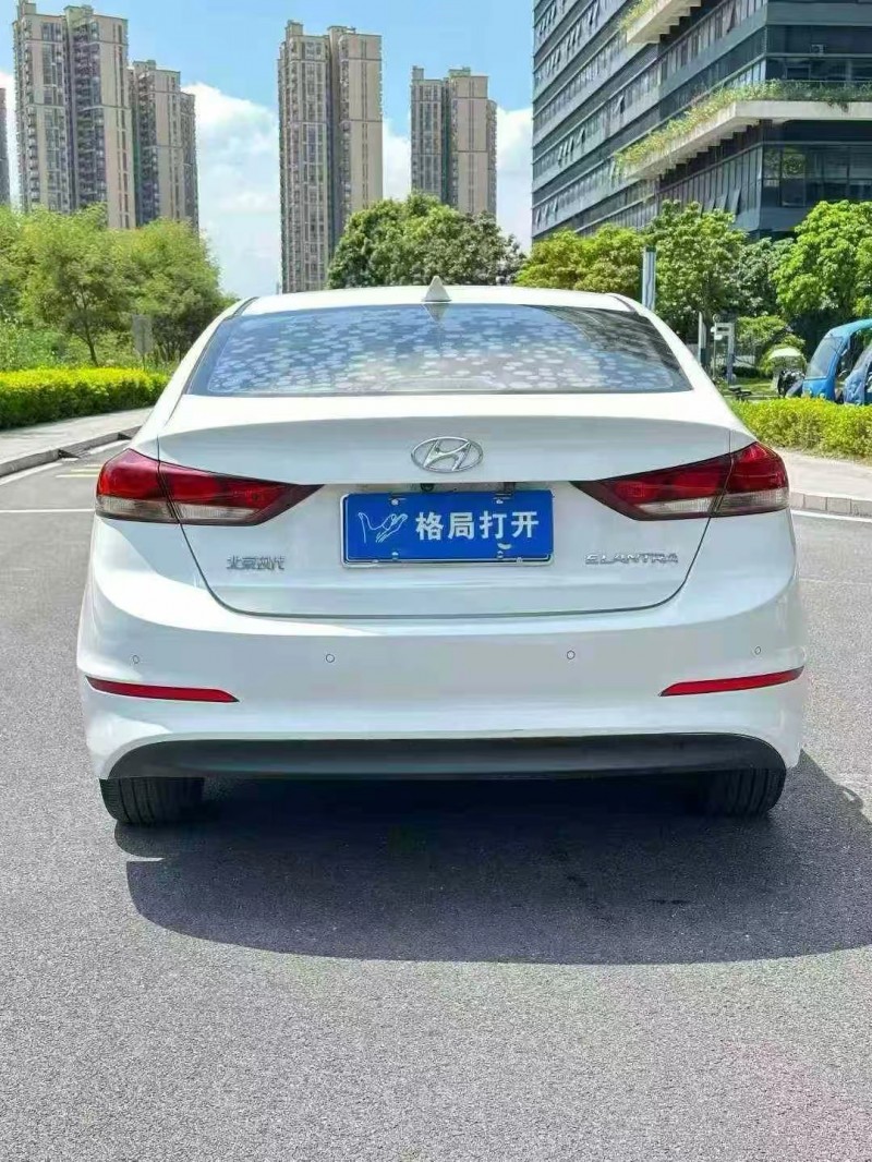 东莞19年现代领动9