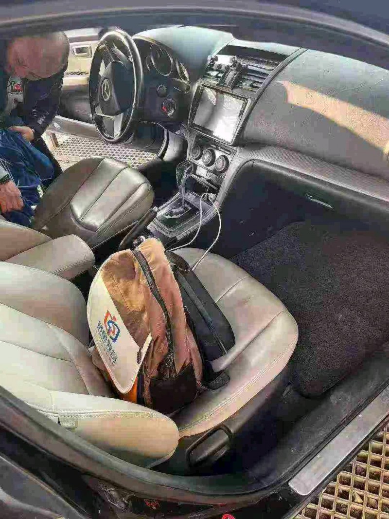 常州12年马自达睿翼8