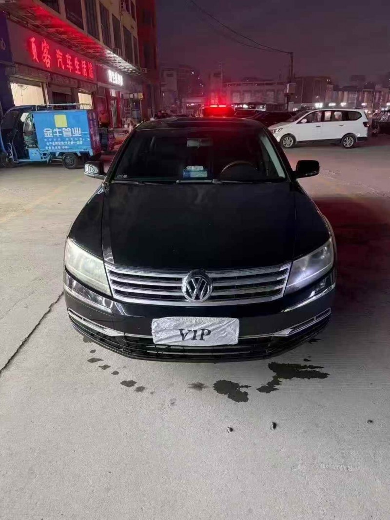 焦作12年大众辉腾1