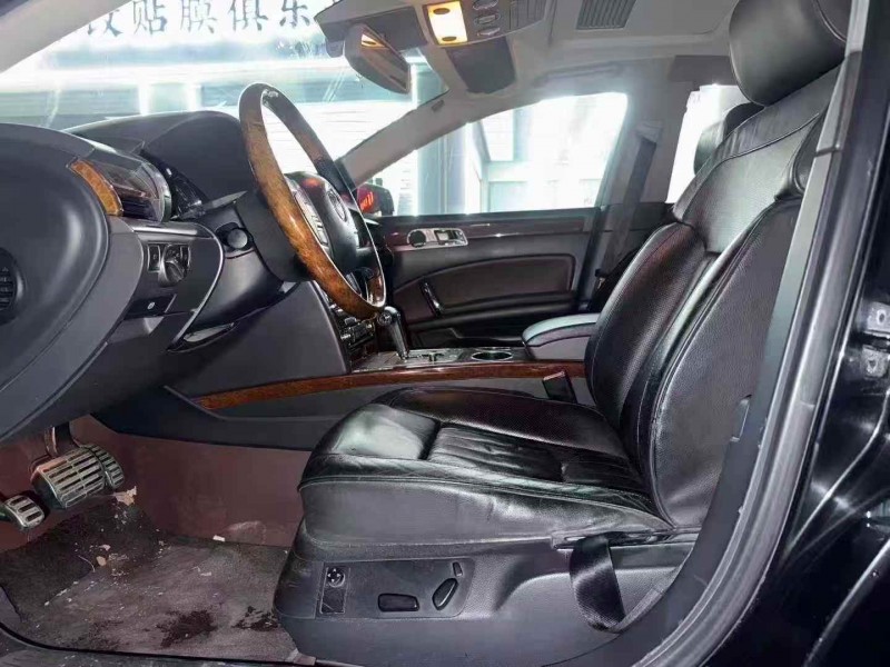 焦作12年大众辉腾4