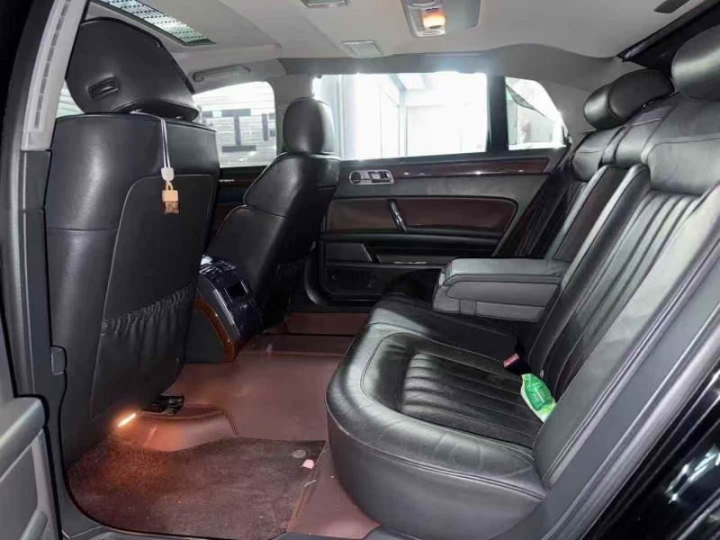 焦作12年大众辉腾6