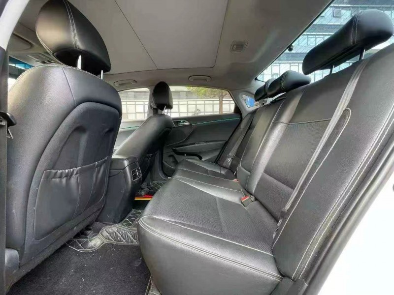 东莞17年现代名图6